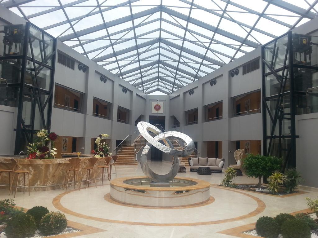 Tio Sea Resort Al Khor Exterior foto Interior of the university